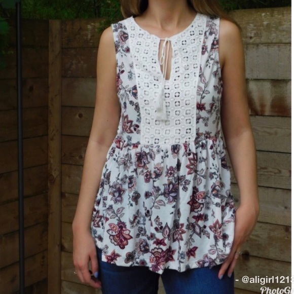 HP -Floral Sleeveless Babydoll Top - Picture 2 of 4